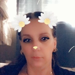 Meet your Posher, Valerie